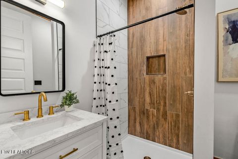 Tiny photo for 814 Davenport Rd, Gatlinburg, TN 37738 (MLS # 1327355)