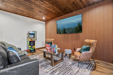 Tiny photo for 814 Davenport Rd, Gatlinburg, TN 37738 (MLS # 1327355)