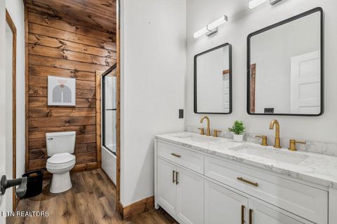 Tiny photo for 814 Davenport Rd, Gatlinburg, TN 37738 (MLS # 1327355)