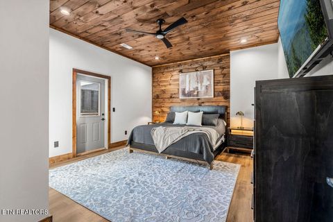 Tiny photo for 814 Davenport Rd, Gatlinburg, TN 37738 (MLS # 1327355)