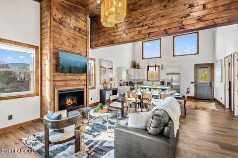 Tiny photo for 814 Davenport Rd, Gatlinburg, TN 37738 (MLS # 1327355)