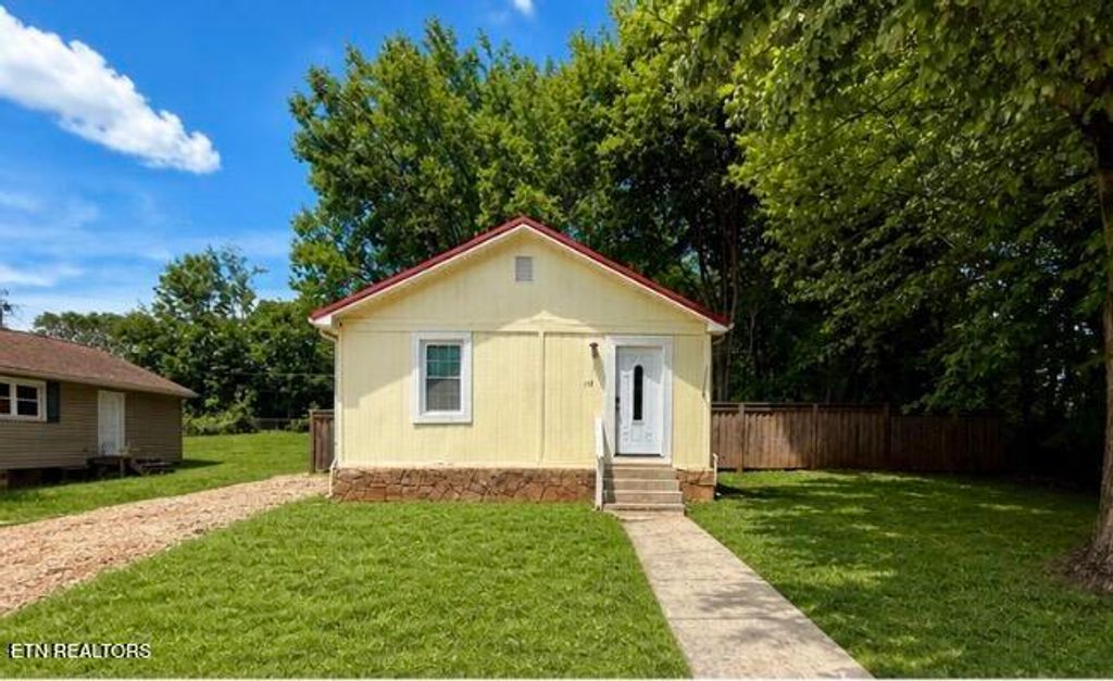 Photo of 118 W Fulton St, Alcoa, TN 37701 (MLS # 1339904)