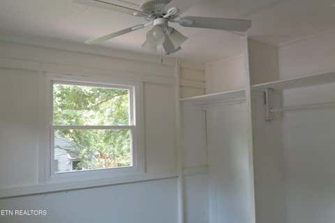 Tiny photo for 122 Atlanta Rd, Oak Ridge, TN 37830 (MLS # 1349778)