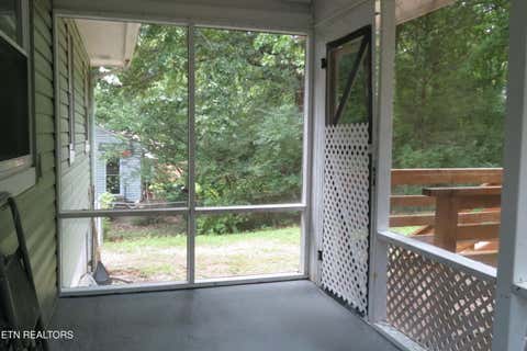 Tiny photo for 122 Atlanta Rd, Oak Ridge, TN 37830 (MLS # 1349778)