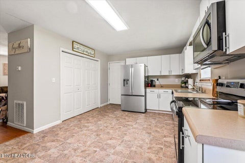 Tiny photo for 146 Sandy Hill Rd, LaFollette, TN 37766 (MLS # 1359478)
