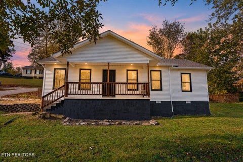 Photo of 146 Sandy Hill Rd, LaFollette, TN 37766 (MLS # 1359478)