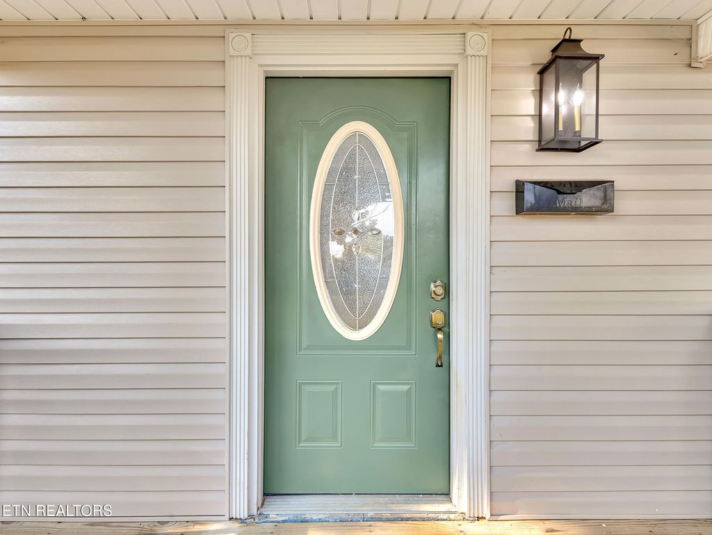 Photo of 1108 Huffland Drive, Loudon, TN 37774 (MLS # 1314970)