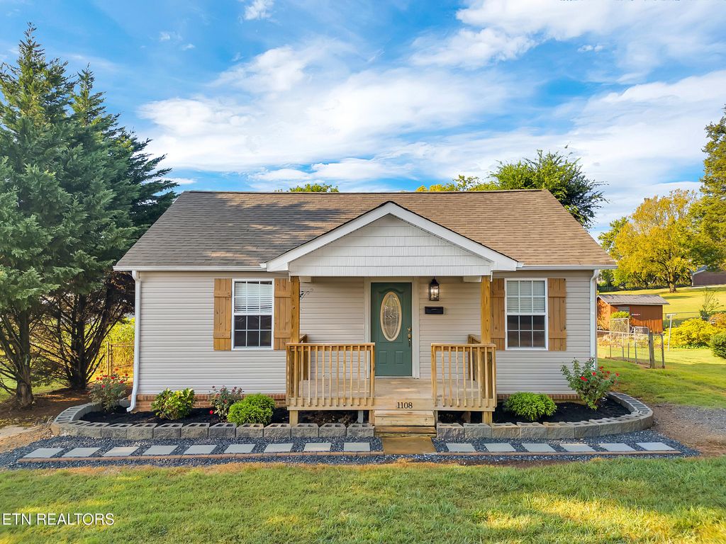 Photo of 1108 Huffland Drive, Loudon, TN 37774 (MLS # 1314970)