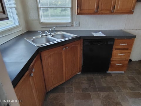 Tiny photo for 390 County Road 331, Sweetwater, TN 37874 (MLS # 1357311)