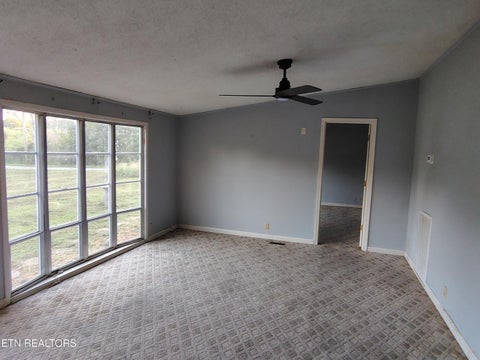 Tiny photo for 390 County Road 331, Sweetwater, TN 37874 (MLS # 1357311)