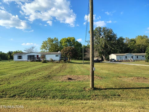 Tiny photo for 390 County Road 331, Sweetwater, TN 37874 (MLS # 1357311)
