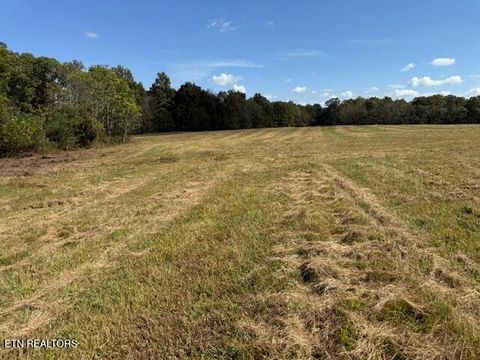 Photo of 555 Smith Rd, Crossville, TN 38571 (MLS # 1330412)