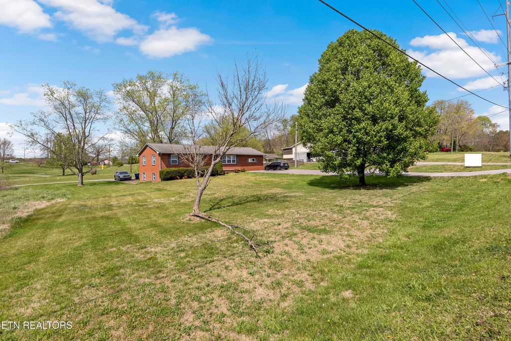 Photo of 6301 Strawberry Plains Pike, Knoxville, TN 37914 (MLS # 1340191)