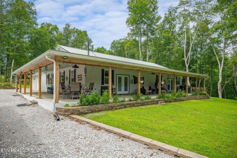 Photo of 113 Allens Way Way, Crossville, TN 38572 (MLS # 1352708)