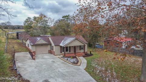 Photo of 213 Mountain Rd, Clinton, TN 37716 (MLS # 1321650)