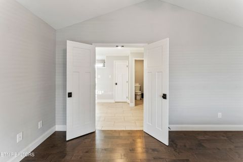 Tiny photo for 606 Eagle Bend Rd, Clinton, TN 37716 (MLS # 1327850)