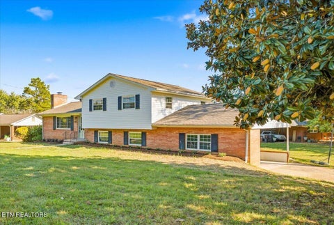 Photo of 2320 Monterey Rd, Knoxville, TN 37912 (MLS # 1355685)
