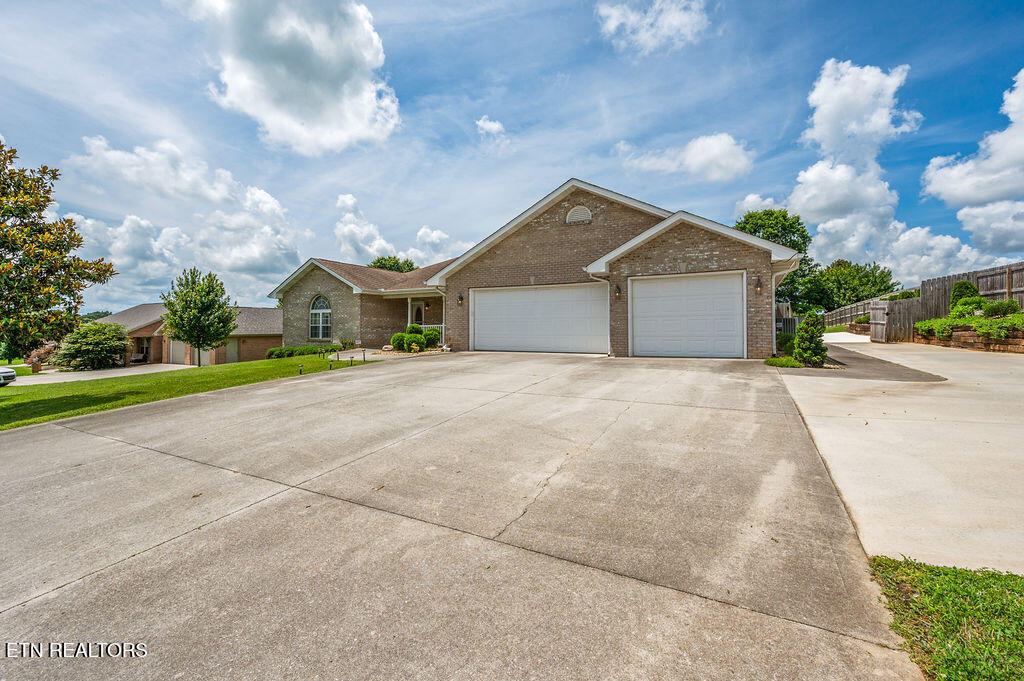 674 Southview Circle