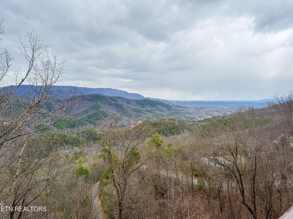Photo of 3454 Carsons Ridge Way, Sevierville, TN 37876 (MLS # 1330321)