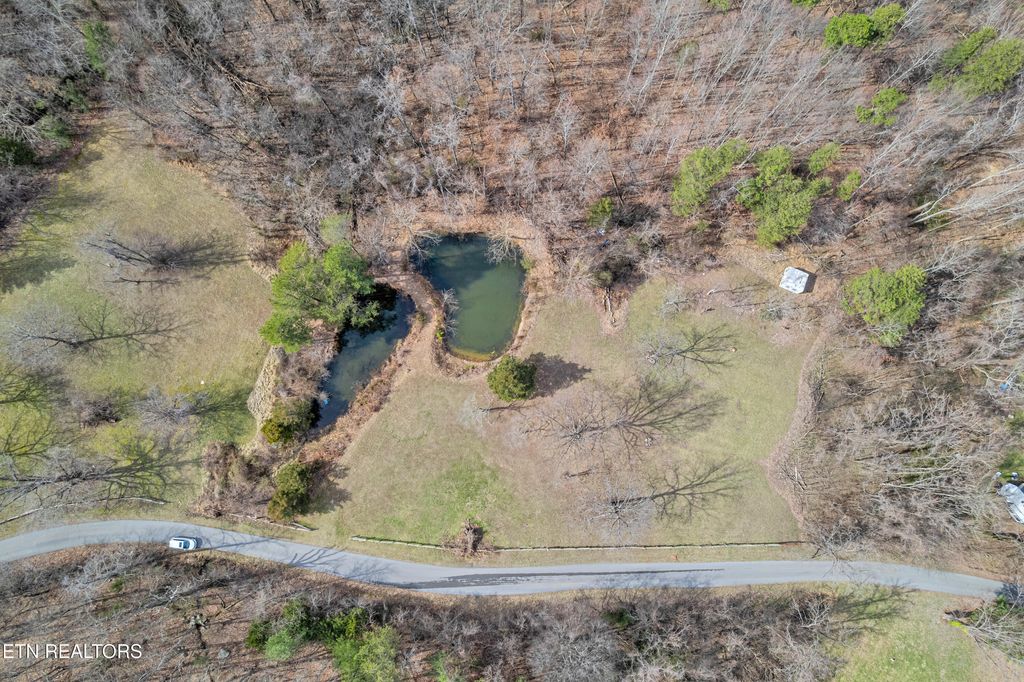 Photo of Collier Loop, Dandridge, TN 37725 (MLS # 1330594)