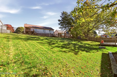 Tiny photo for 7916 Landon Park Way, Powell, TN 37849 (MLS # 1360408)