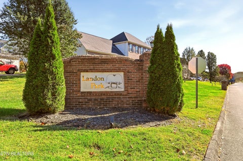 Tiny photo for 7916 Landon Park Way, Powell, TN 37849 (MLS # 1360408)