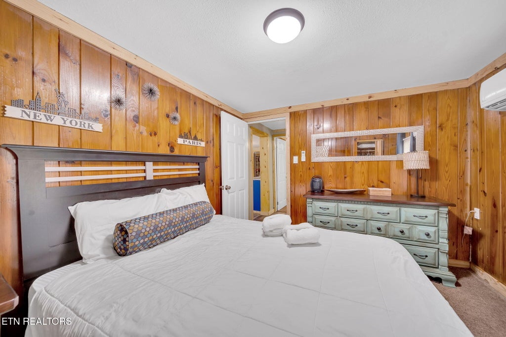 Photo of 4206 Dellinger Hollow Rd, Pigeon Forge, TN 37863 (MLS # 1358195)