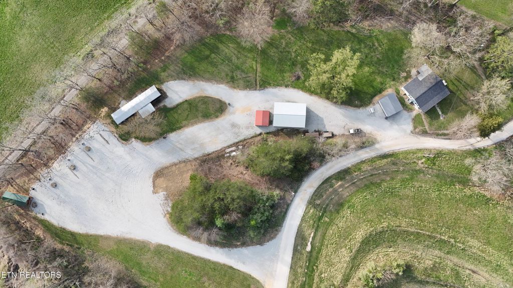 Photo of 11761186 Shea Rd, Huntsville, TN 37756 (MLS # 1335006)