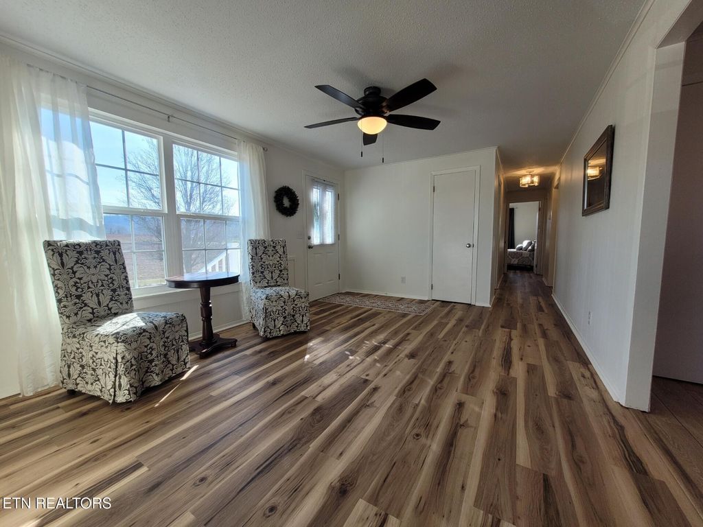 Photo of 3549 Montvale Rd, Maryville, TN 37803 (MLS # 1327576)