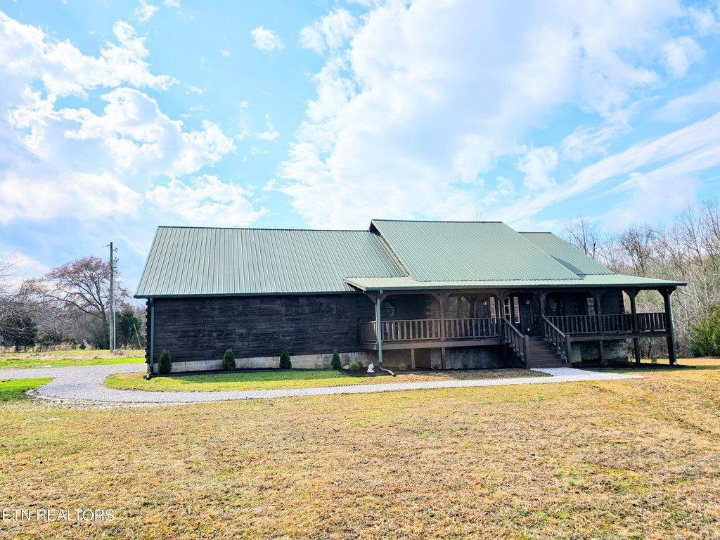 Photo of 371 Plaza Drive, Madisonville, TN 37354 (MLS # 1331585)
