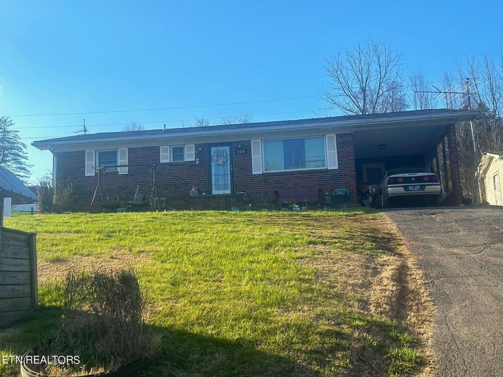 Photo of 334 Wilson Hurst St, Tazewell, TN 37879 (MLS # 1255072)