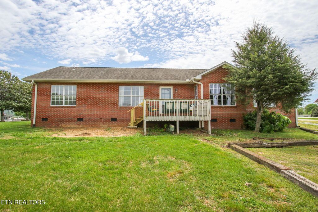Photo of 3909 Tuckaleechee Pike, Maryville, TN 37804 (MLS # 1337012)