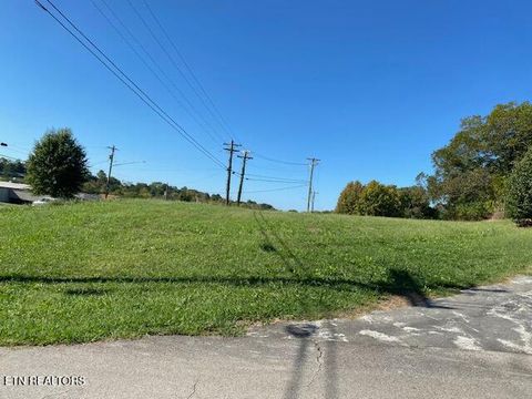 Tiny photo for 5 Riley Rd, Dandridge, TN 37725 (MLS # 1316971)