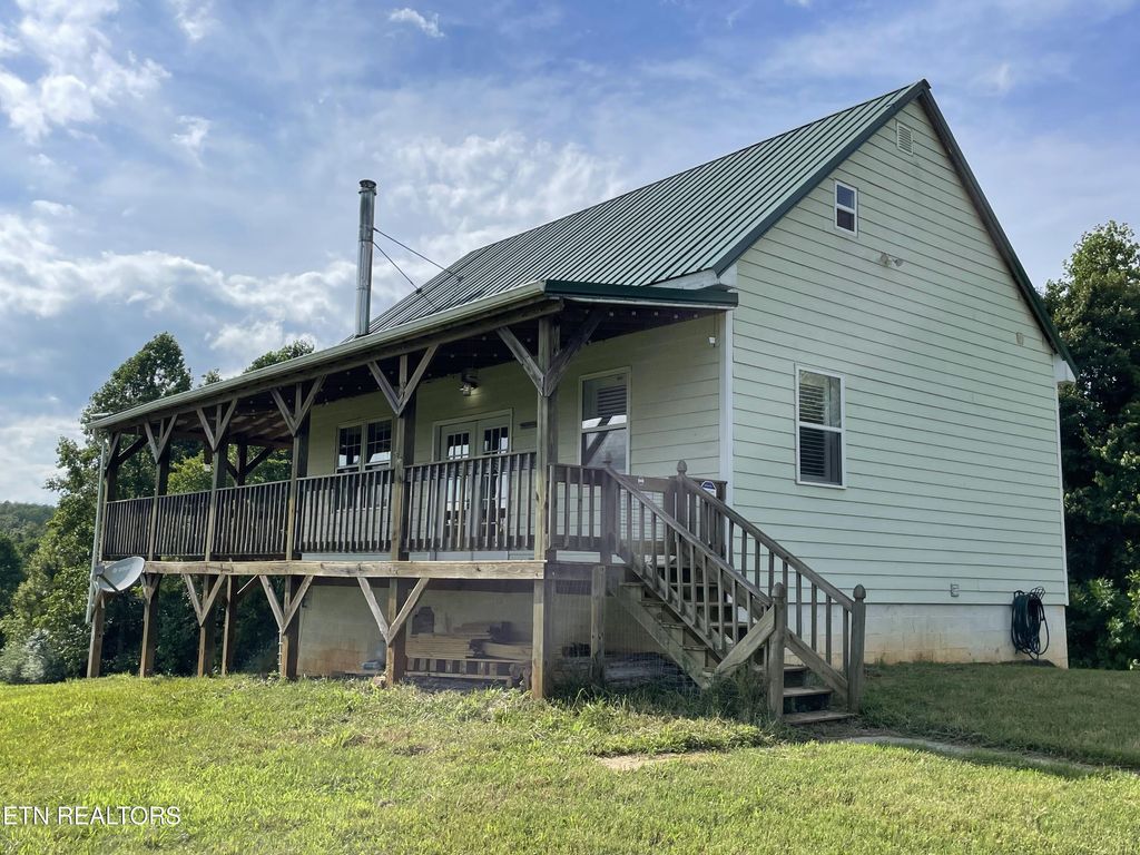 Photo of 1005 Birdwell Rd, Whitleyville, TN 38588 (MLS # 1308983)
