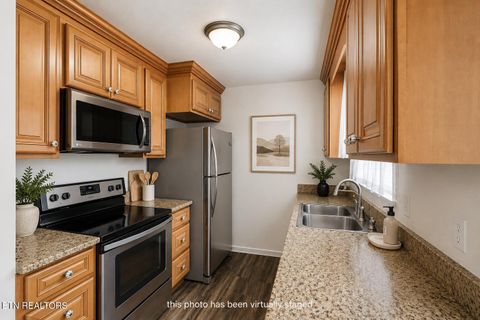 Tiny photo for 2020 Silverbrook Drive #5C, Knoxville, TN 37923 (MLS # 1340229)