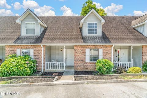 Photo of 2020 Silverbrook Drive #5C, Knoxville, TN 37923 (MLS # 1340229)
