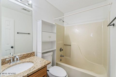Tiny photo for 2020 Silverbrook Drive #5C, Knoxville, TN 37923 (MLS # 1340229)