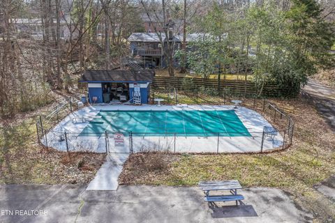 Tiny photo for 103 Amanda Place, Oak Ridge, TN 37830 (MLS # 1329957)