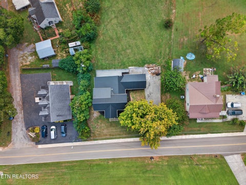 Tiny photo for 145 W Meeting St, Dandridge, TN 37725 (MLS # 1355063)