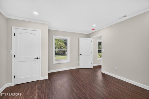 Tiny photo for 145 W Meeting St, Dandridge, TN 37725 (MLS # 1355063)
