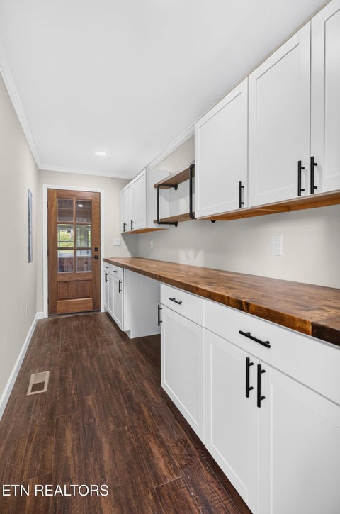 Tiny photo for 145 W Meeting St, Dandridge, TN 37725 (MLS # 1355063)