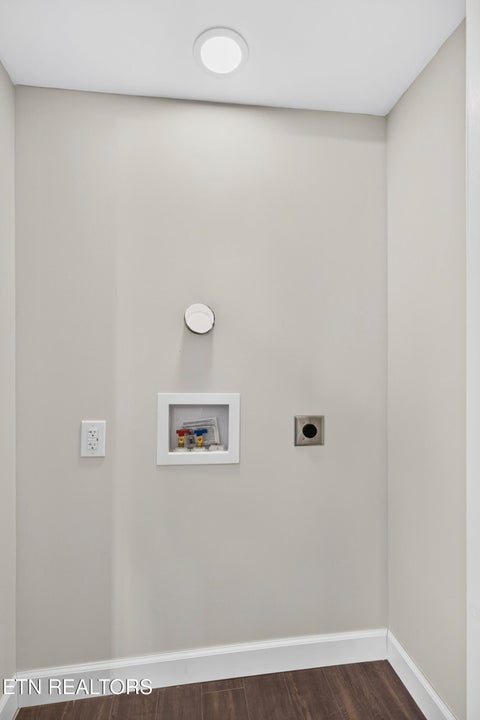 Tiny photo for 145 W Meeting St, Dandridge, TN 37725 (MLS # 1355063)