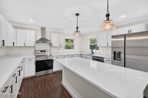 Tiny photo for 145 W Meeting St, Dandridge, TN 37725 (MLS # 1355063)