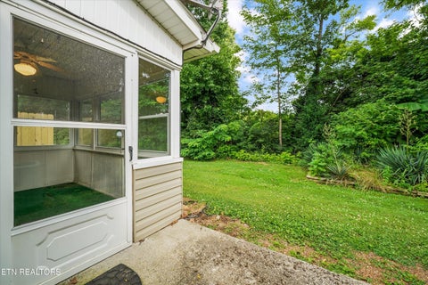 Tiny photo for 6526 Bakersfield Way, Knoxville, TN 37918 (MLS # 1345675)