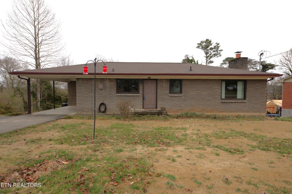 Photo of 826 Patton Ferry Rd, Kingston, TN 37763 (MLS # 1331163)