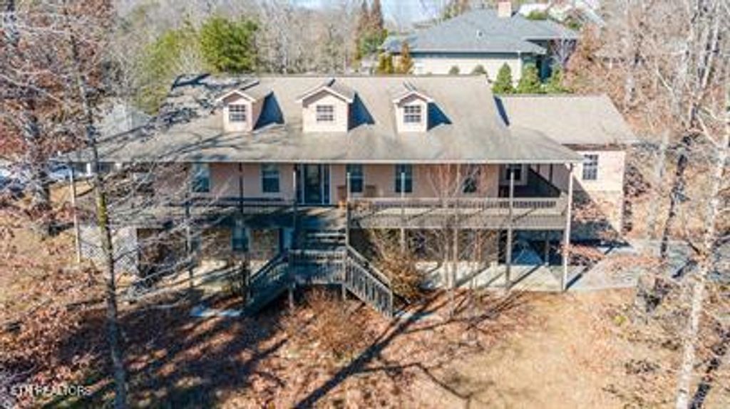 Photo of 306 White Cap Lane, Pigeon Forge, TN 37863 (MLS # 1321710)