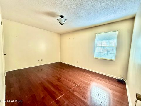 Tiny photo for 5720 Aloha Ave, Knoxville, TN 37921 (MLS # 1327014)