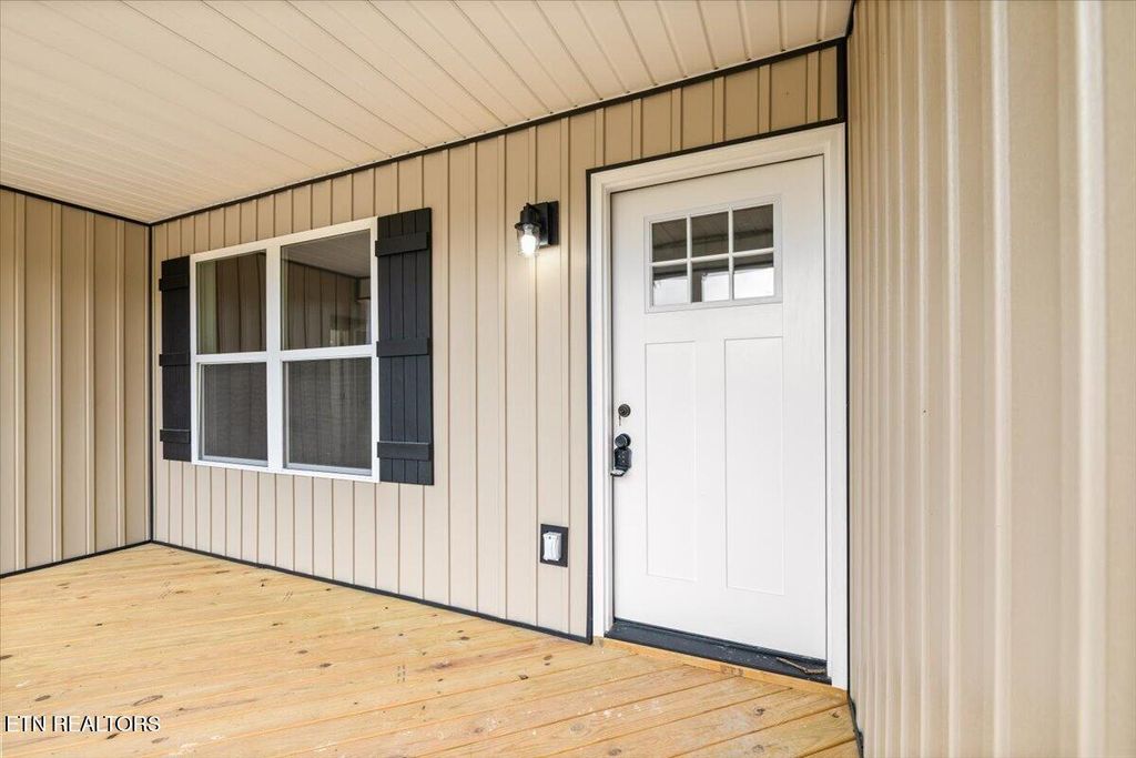 Photo of 309 Valley View Rd, LaFollette, TN 37766 (MLS # 1349554)