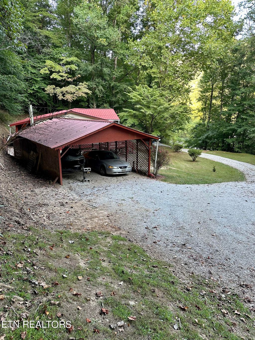 Photo of 793 Frost Botton Rd, Oliver Springs, TN 37840 (MLS # 1274571)