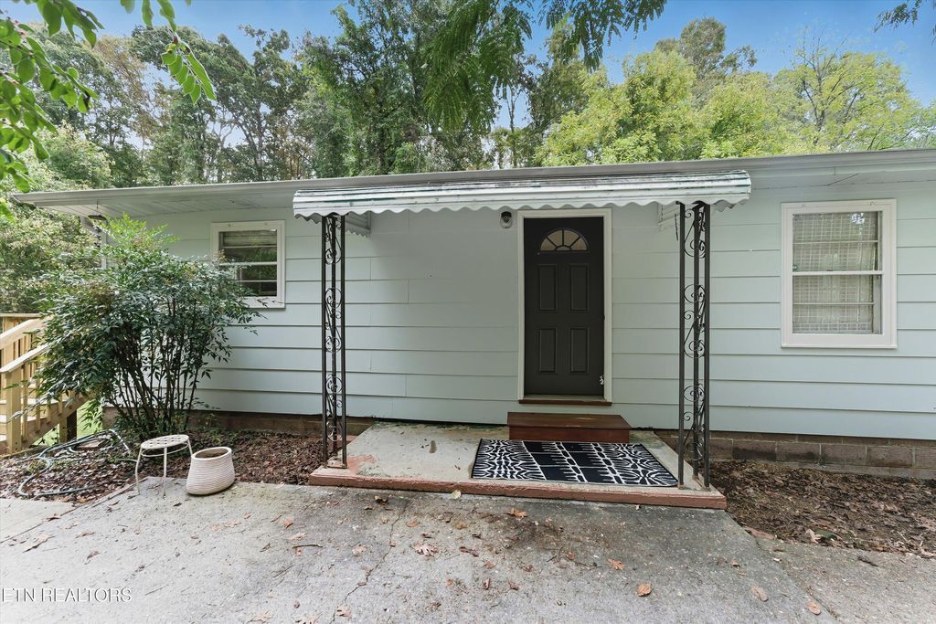 Photo of 7500 Dodson Rd, Knoxville, TN 37920 (MLS # 1318223)